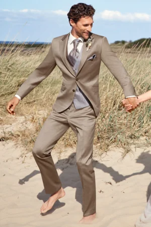 Costum de mire slim fit auriu WILVORST